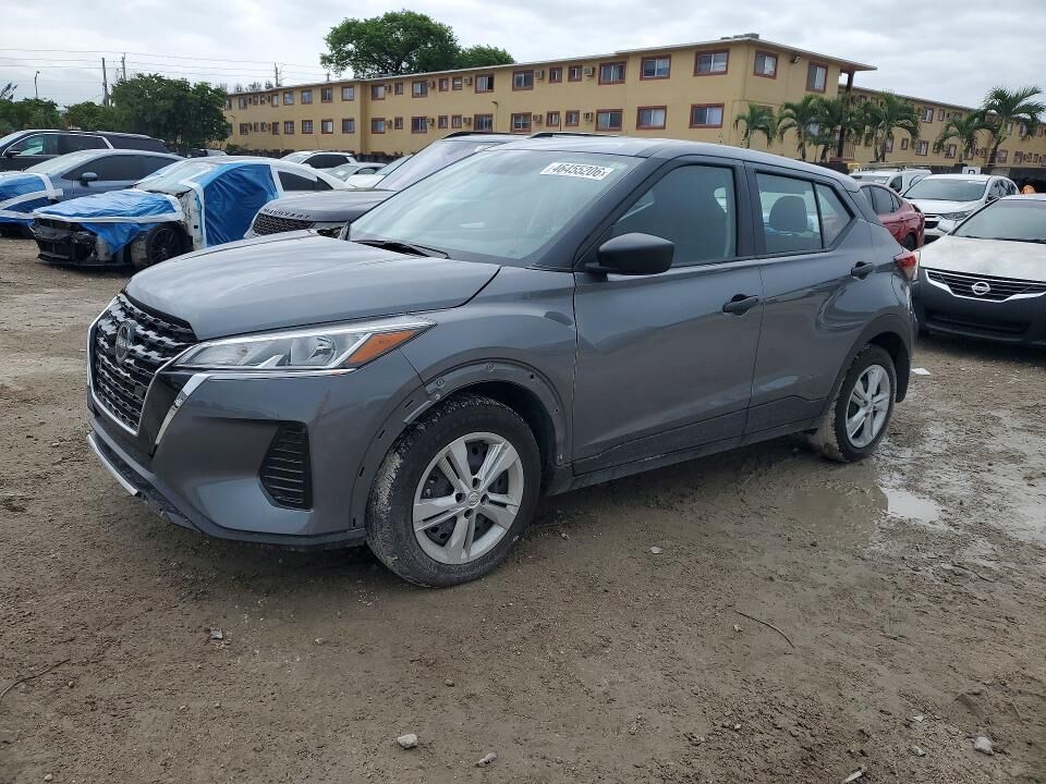 2024 NISSAN Kicks