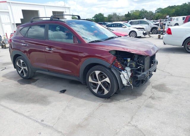 2016 HYUNDAI Tucson