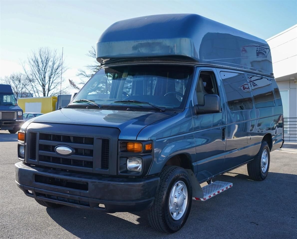 2014 FORD E-350