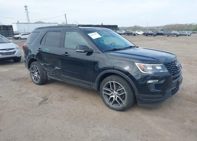 2018 FORD Explorer