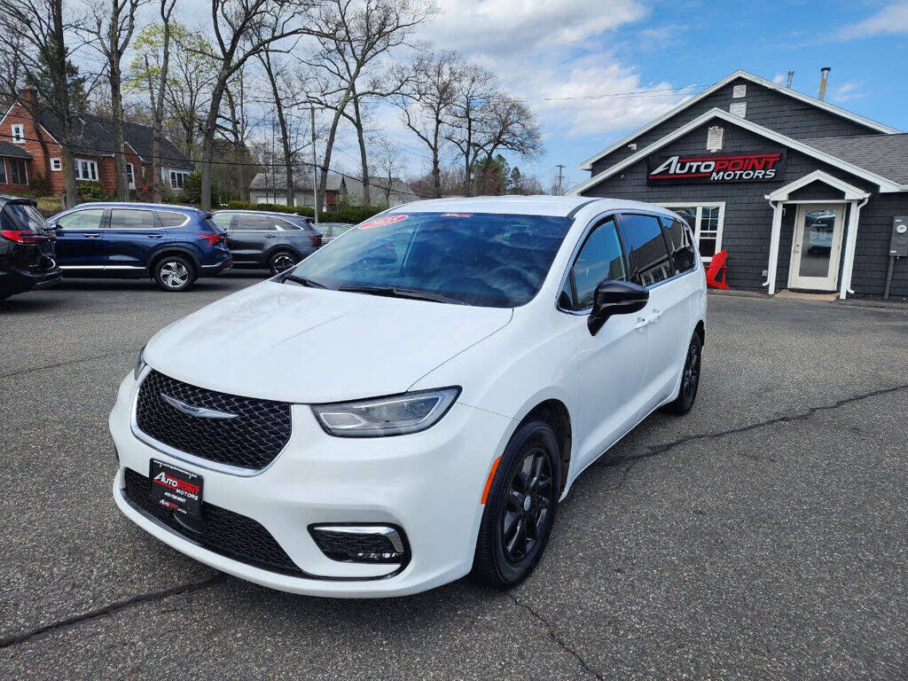 2025 CHRYSLER Pacifica