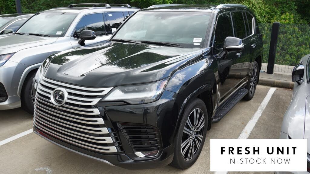 2024 LEXUS LX