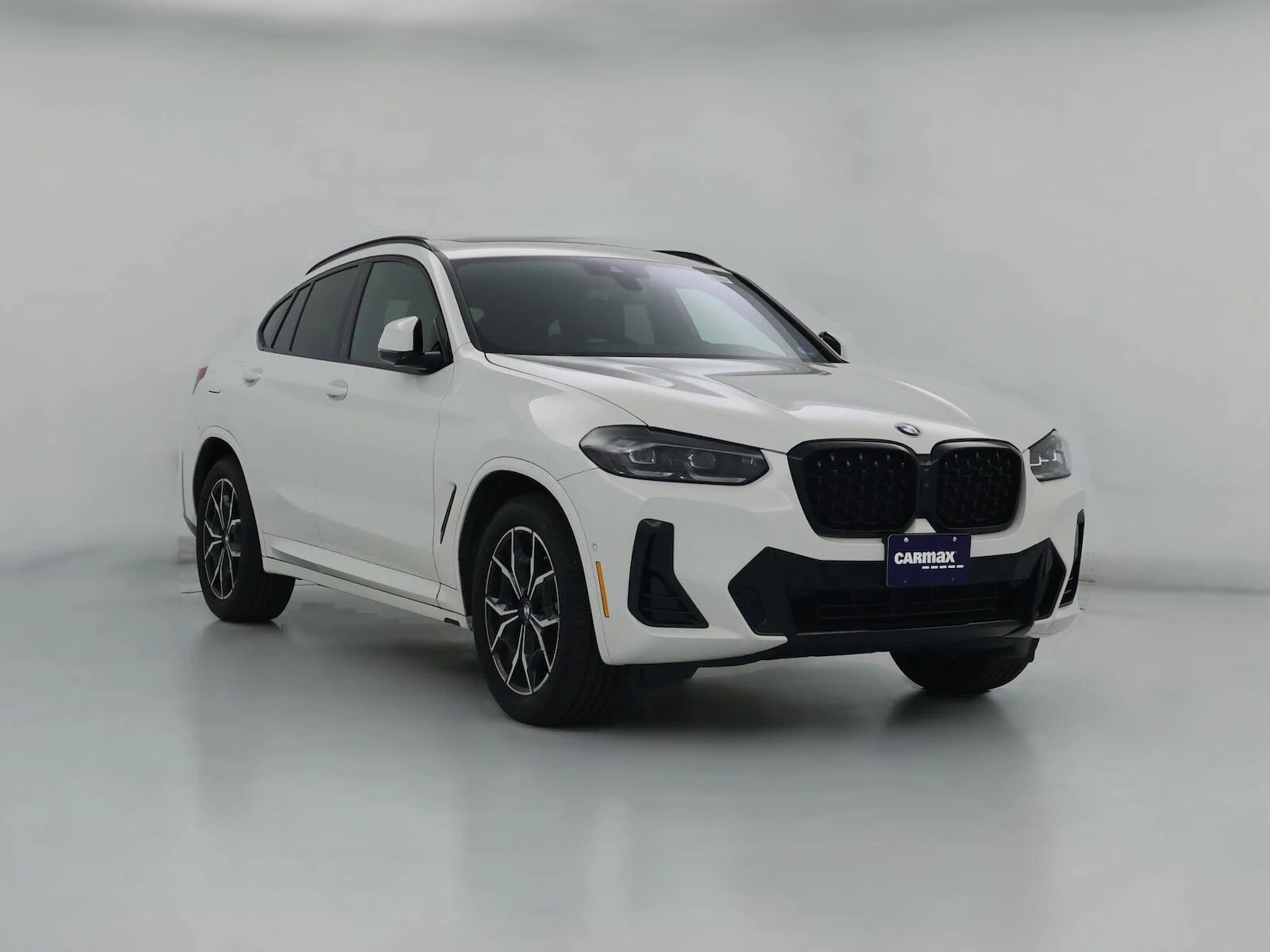 2023 BMW X4