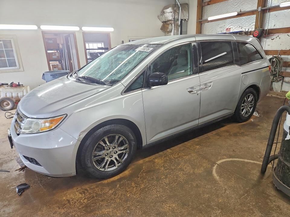 2011 HONDA Odyssey