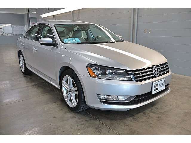 2015 VOLKSWAGEN Passat