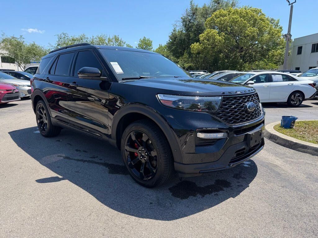 2020 FORD Explorer