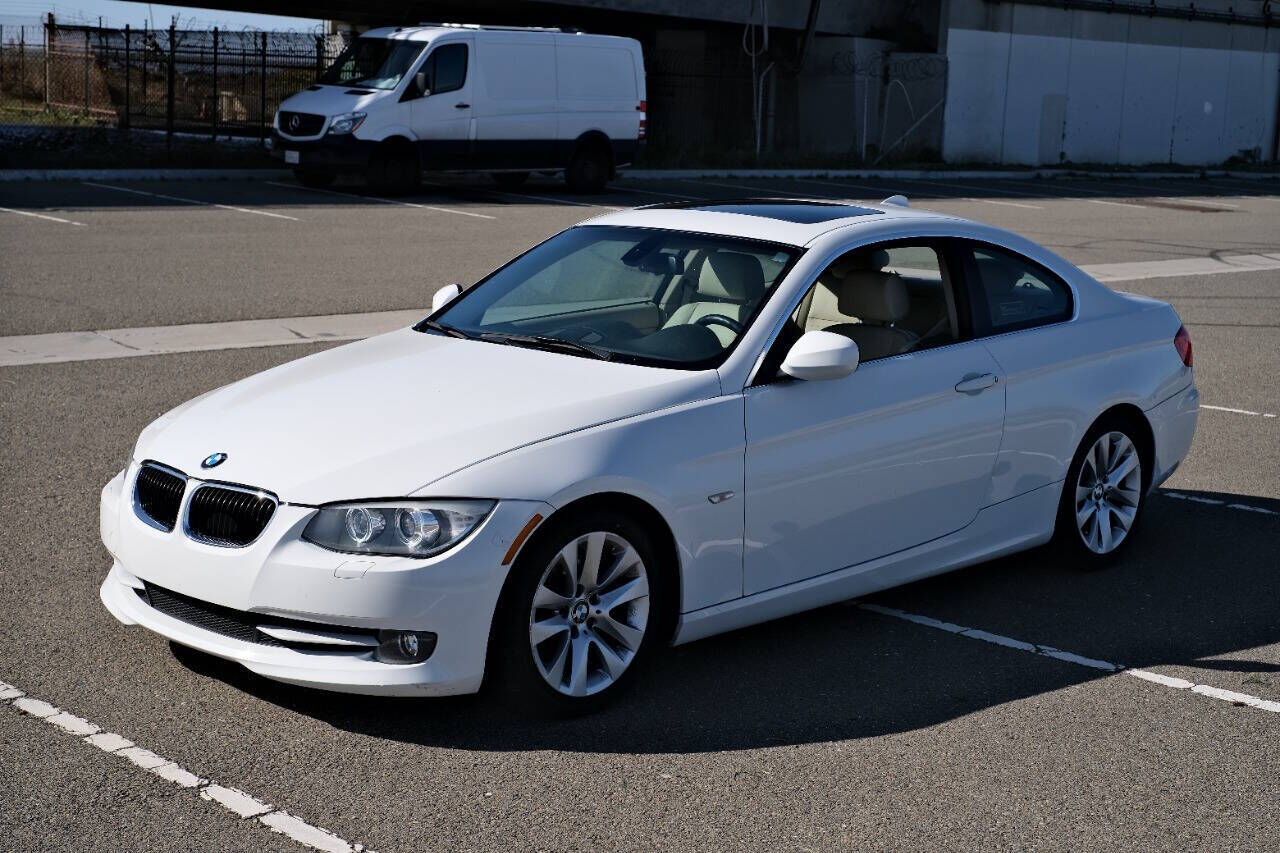 2011 BMW 3 Series
