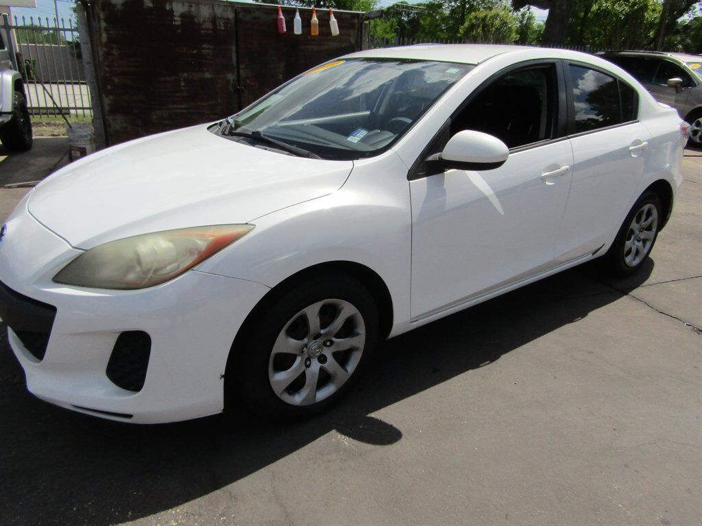 2013 MAZDA Mazda3