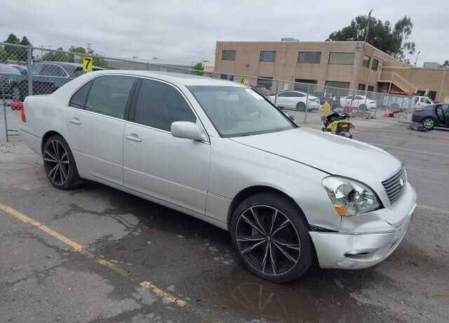 2001 LEXUS LS