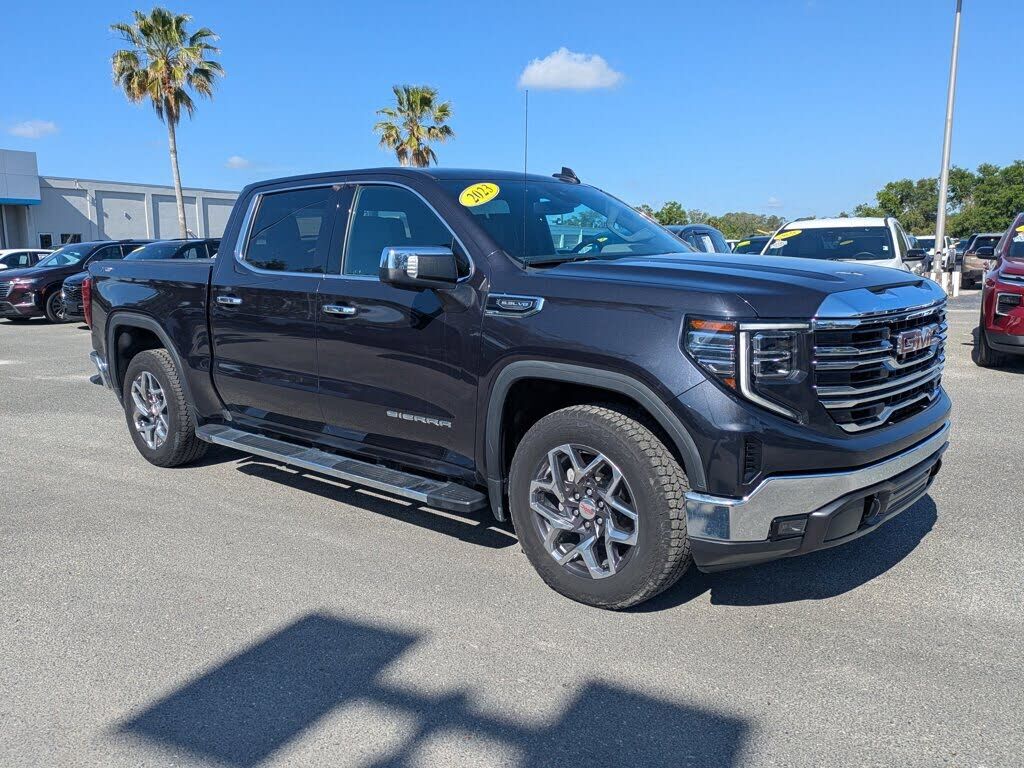 2023 GMC Sierra