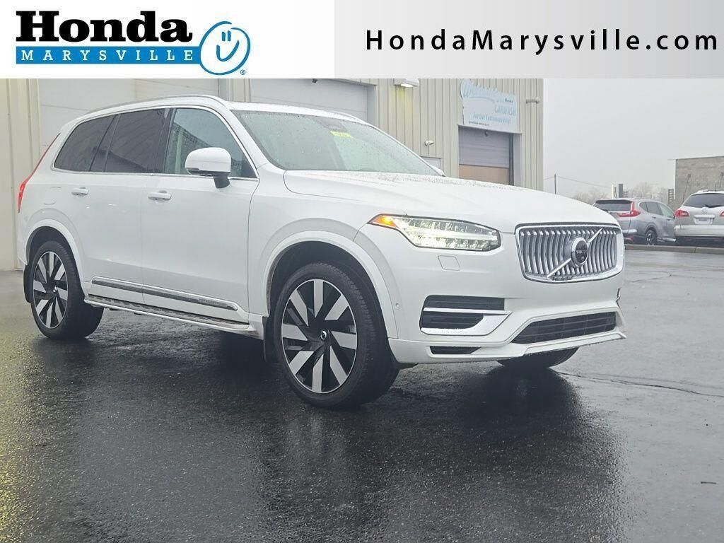 2023 VOLVO XC90