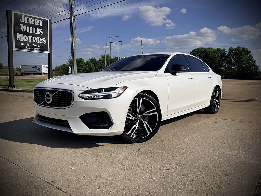 2020 VOLVO S90