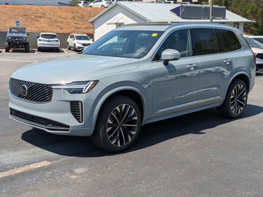 2026 VOLVO XC90