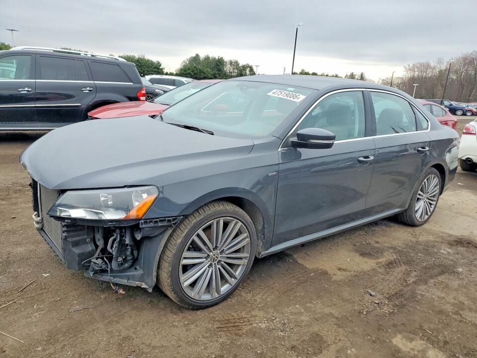2015 VOLKSWAGEN Passat