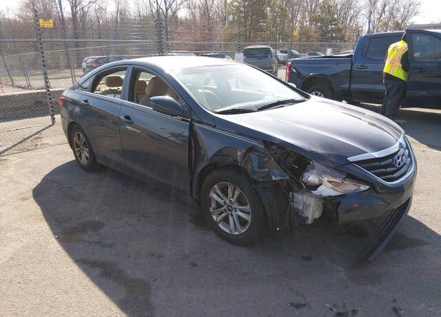 2013 HYUNDAI Sonata