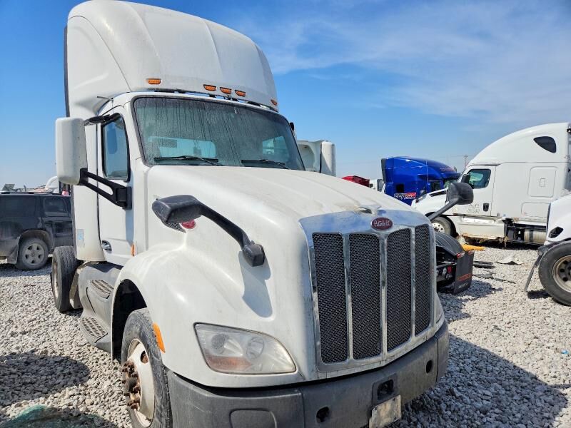 2018 PETERBILT 579
