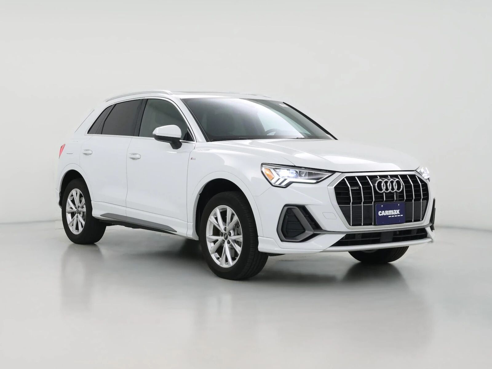 2024 AUDI Q3