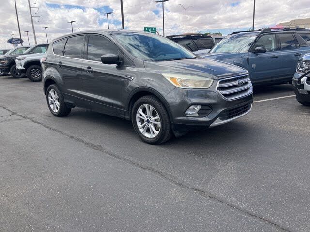 2017 FORD Escape