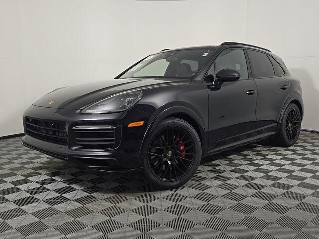 2021 PORSCHE Cayenne