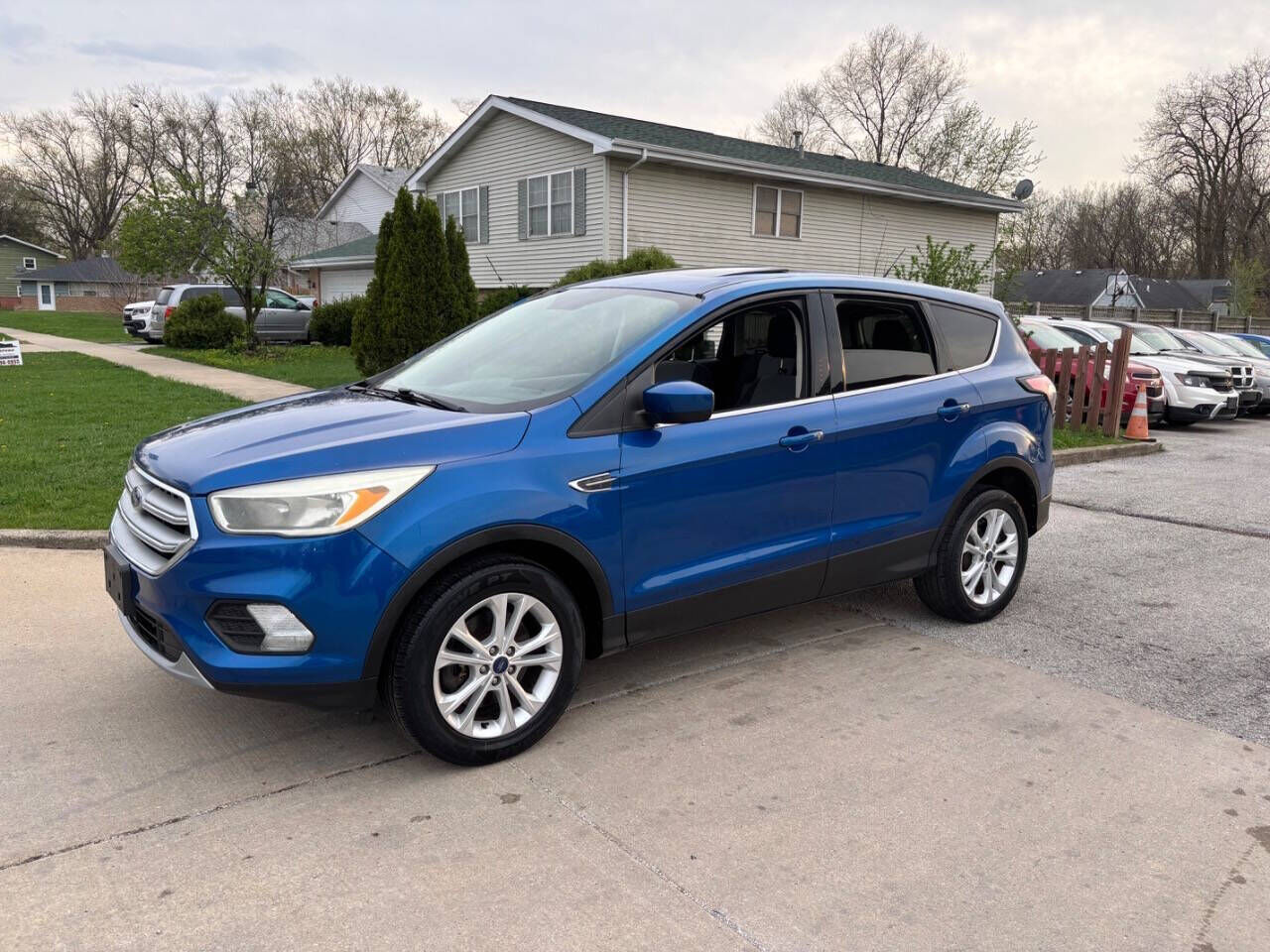 2017 FORD Escape