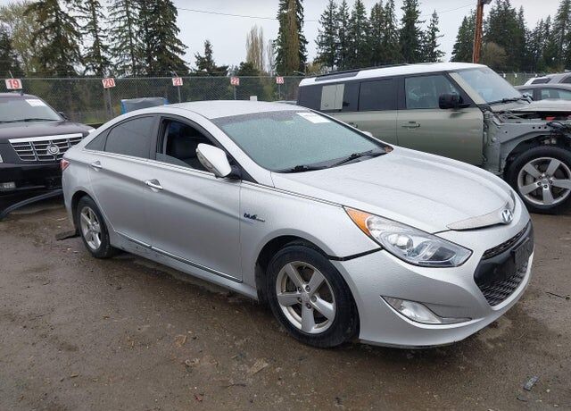 2011 HYUNDAI Sonata