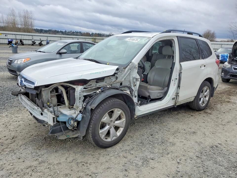 2015 SUBARU Forester