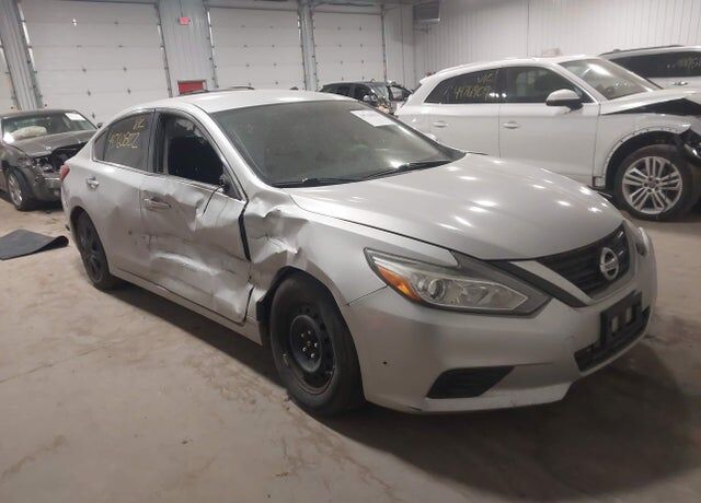 2016 NISSAN Altima