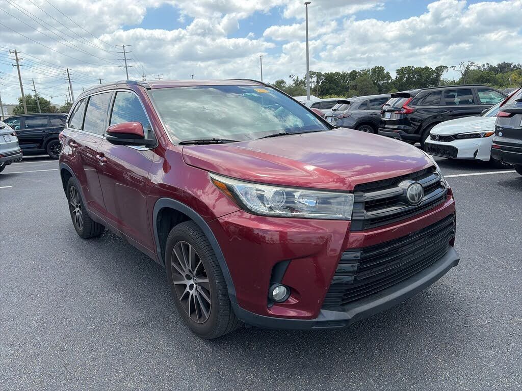 2018 TOYOTA Highlander