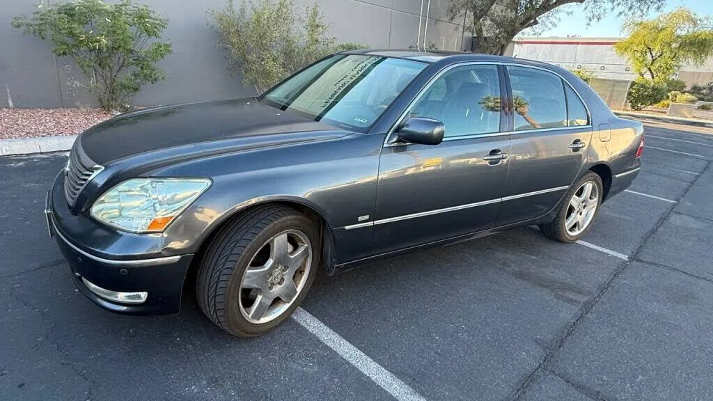 2005 LEXUS LS
