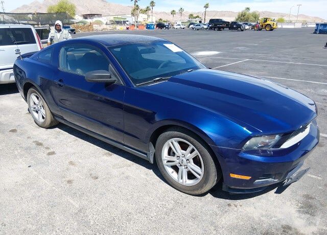 2010 FORD Mustang