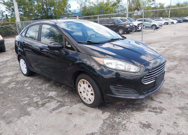 2016 FORD Fiesta