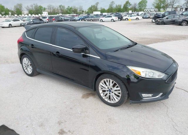 2016 FORD Focus