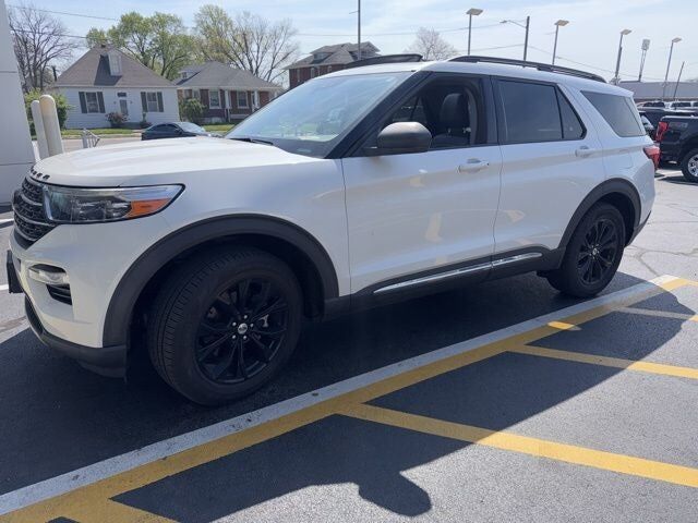 2021 FORD Explorer