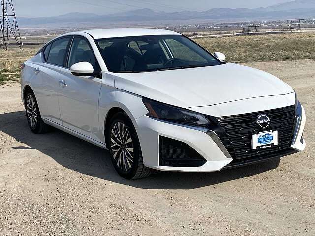 2023 NISSAN Altima