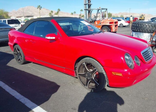 2002 MERCEDES-BENZ CLK-Class