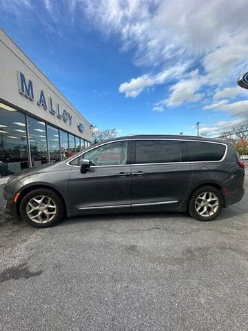 2017 CHRYSLER Pacifica