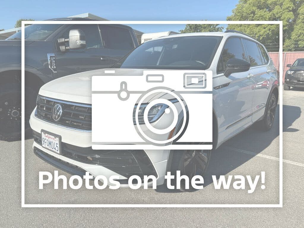 2023 VOLKSWAGEN Tiguan 4Motion