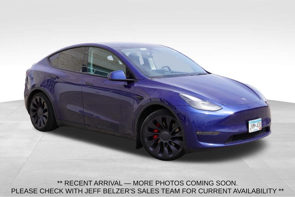 2022 TESLA Model Y