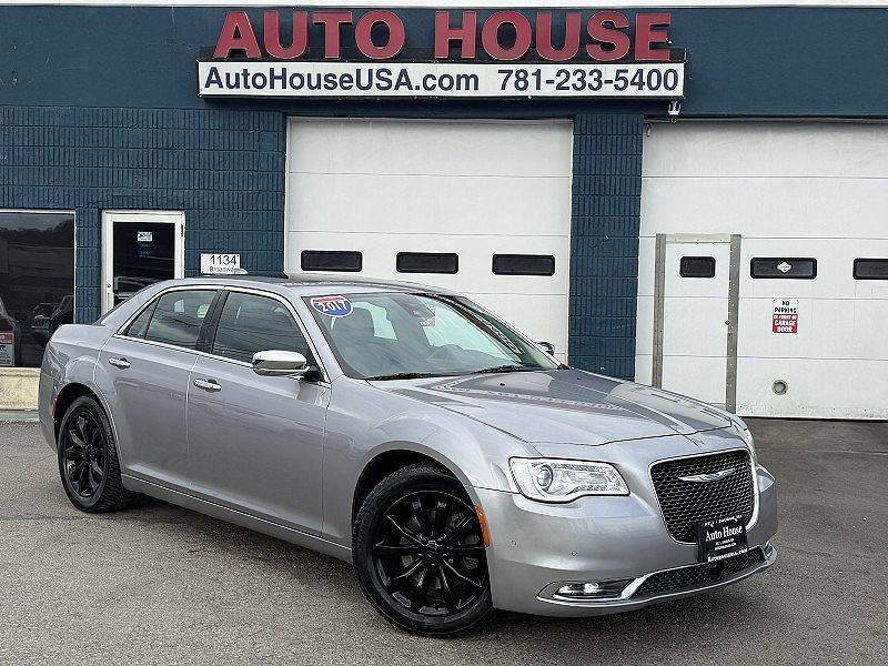 2017 CHRYSLER 300