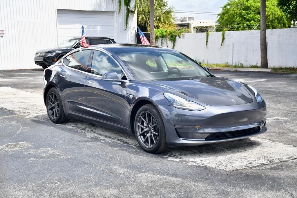 2019 TESLA Model 3