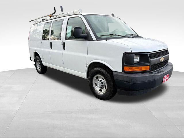 2017 CHEVROLET Express