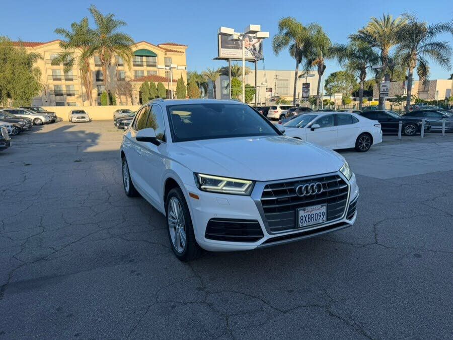 2018 AUDI Q5