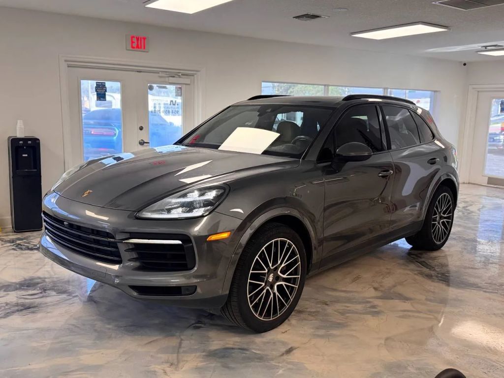 2019 PORSCHE Cayenne