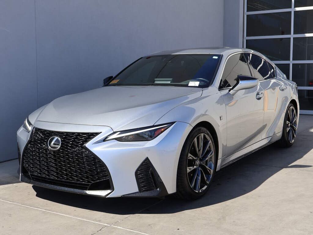 2023 LEXUS IS