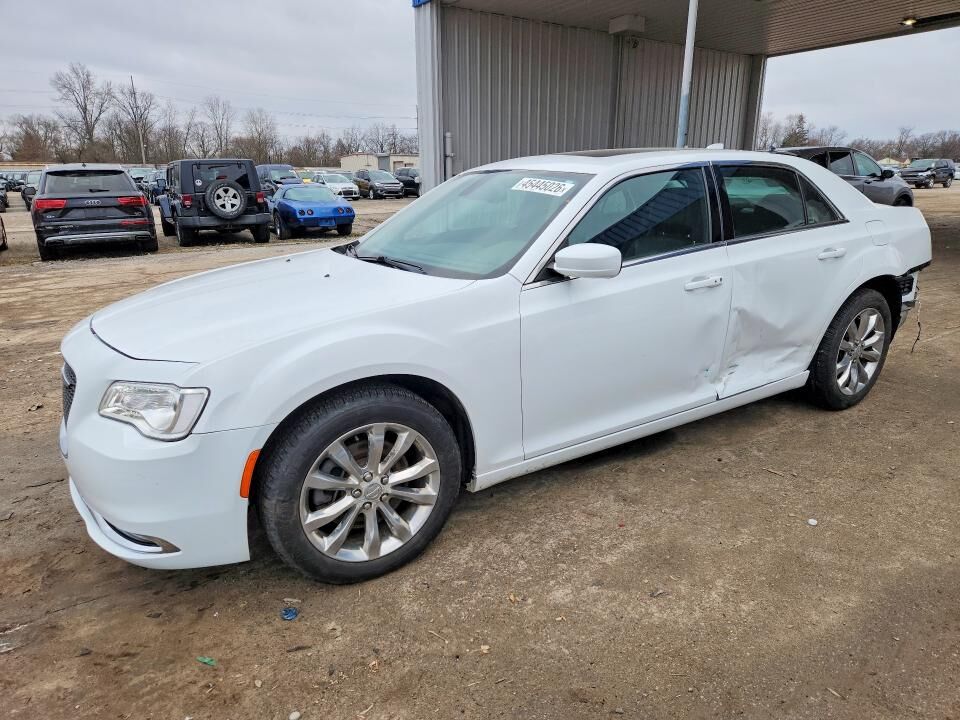 2016 CHRYSLER 300