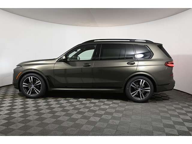 2025 BMW X7