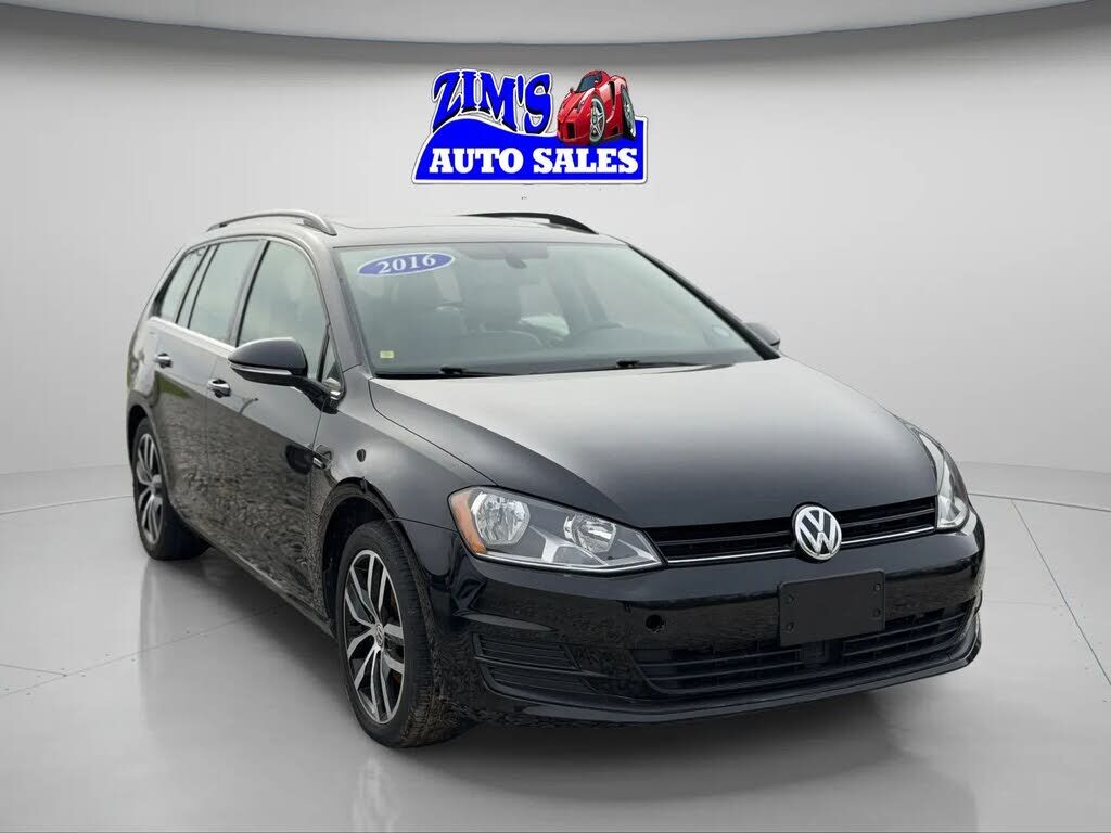 2016 VOLKSWAGEN Golf SportWagen