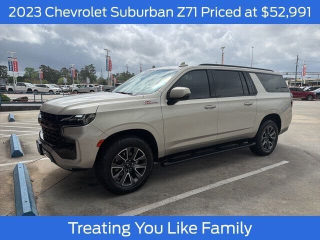 2023 CHEVROLET Suburban