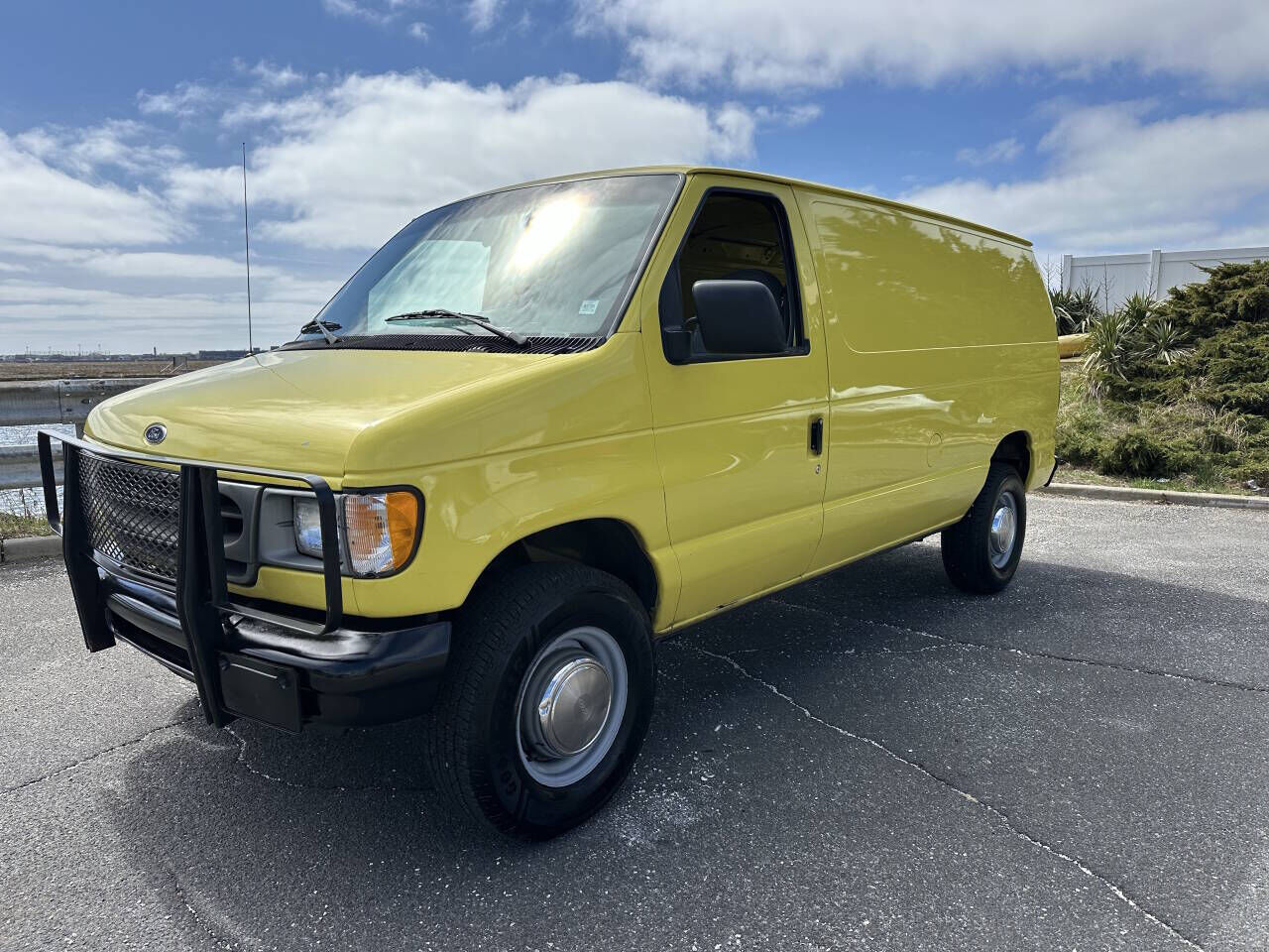 1999 FORD E-250