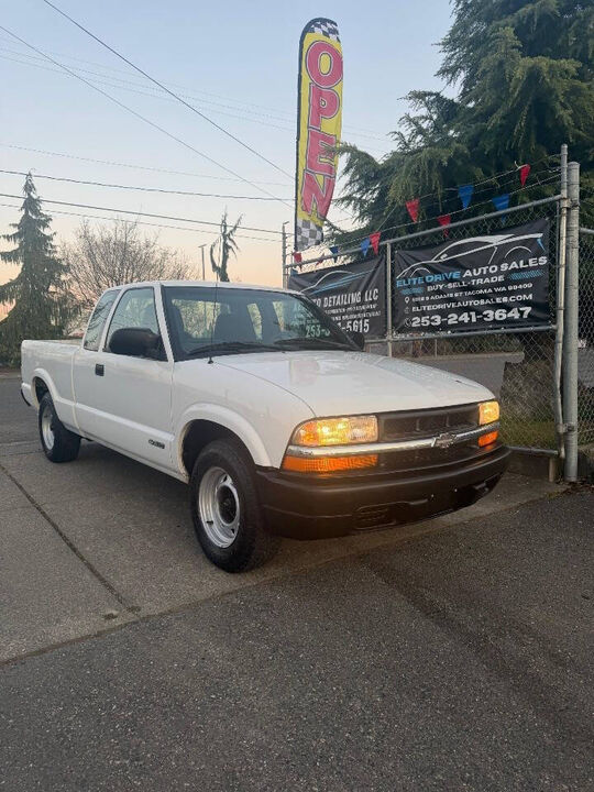 2001 CHEVROLET S-10 Pickup